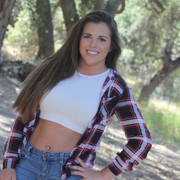 Meet your Posher, Cassidy - Picture 1 of 1